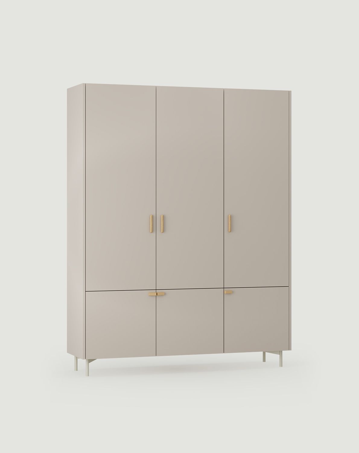 SKRA SKR60 Kleiderschrank
Farbe: Wrapping Cashmere
Oberer Griff: Cigar Oak
Unterer Griff: Oak Wedge
Bein: Milky Way